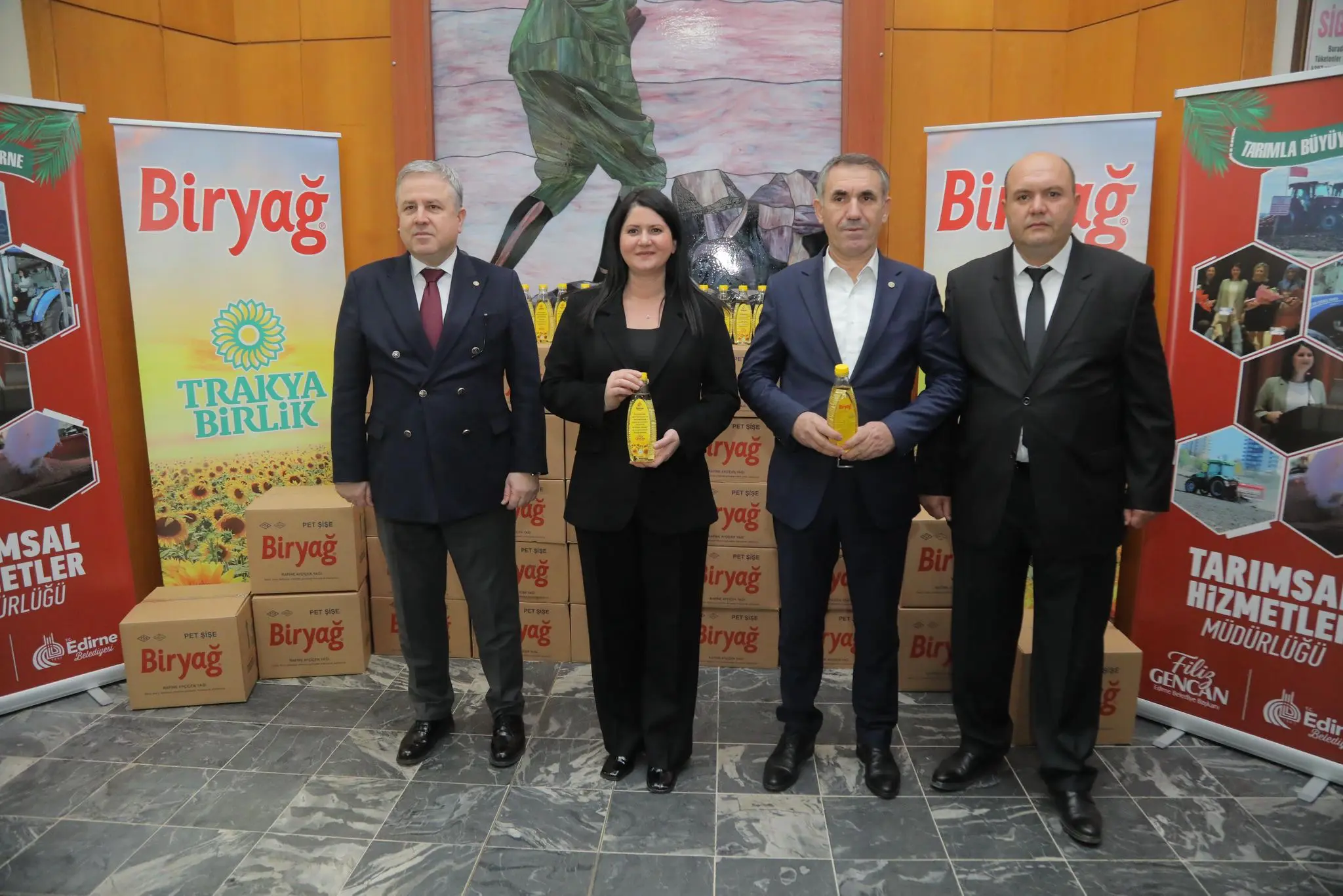 EDİRNE BELEDİYESİ’NDEN ÜRETİMDEN SOFRAYA DAYANIŞMA ADIMI galeri görseli