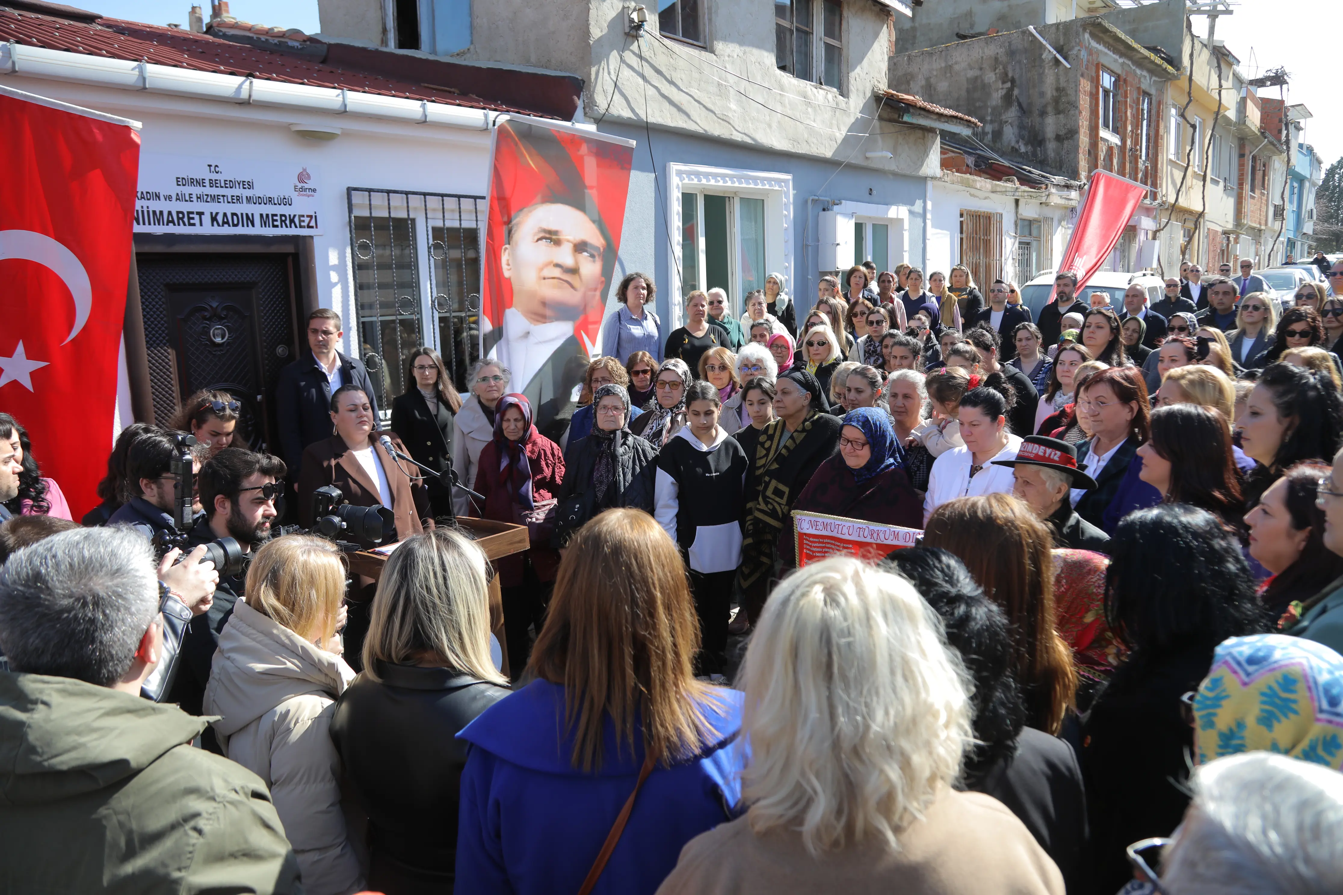 Yeniimaret Kadın Merkezi galeri görseli