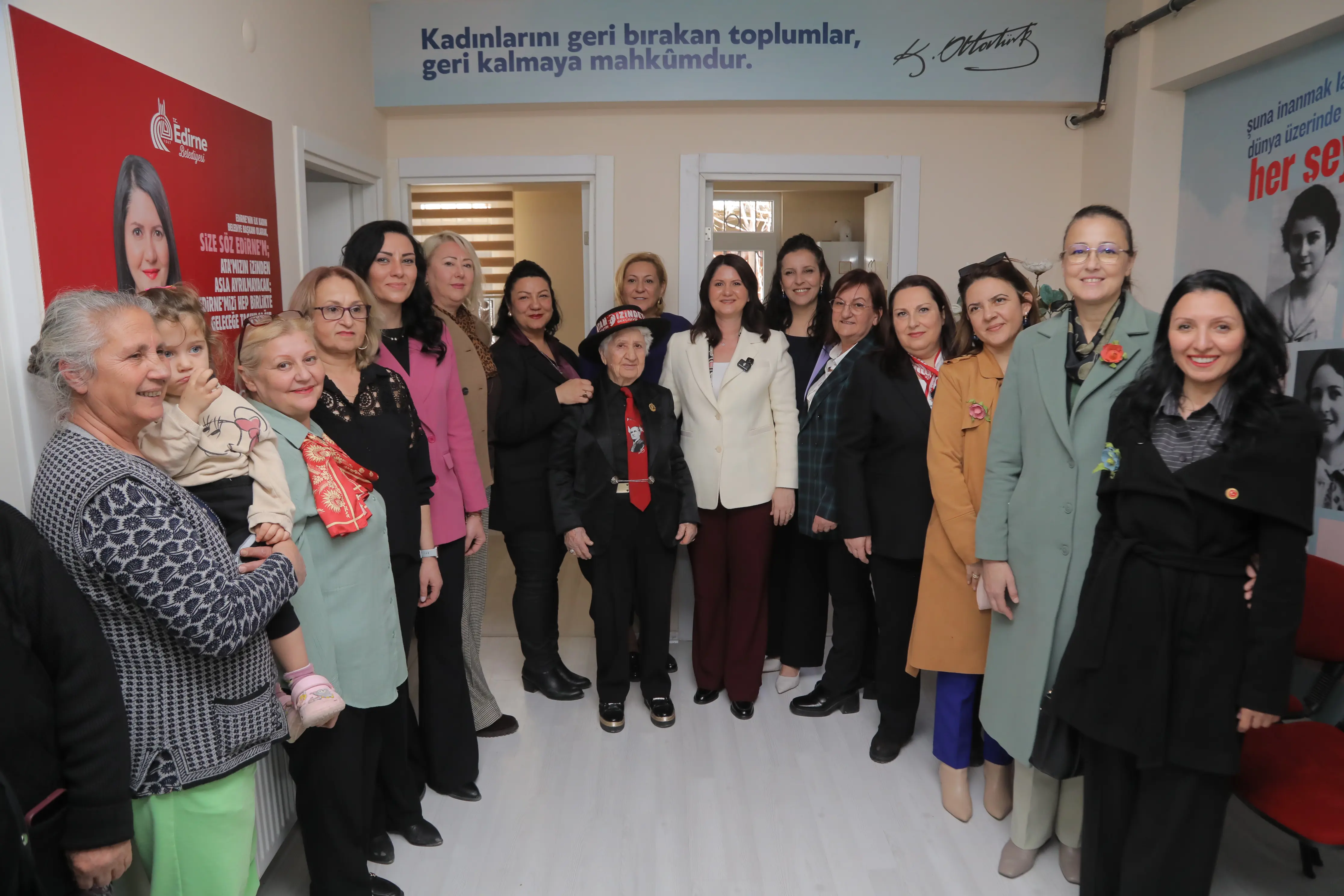 Yeniimaret Kadın Merkezi galeri görseli