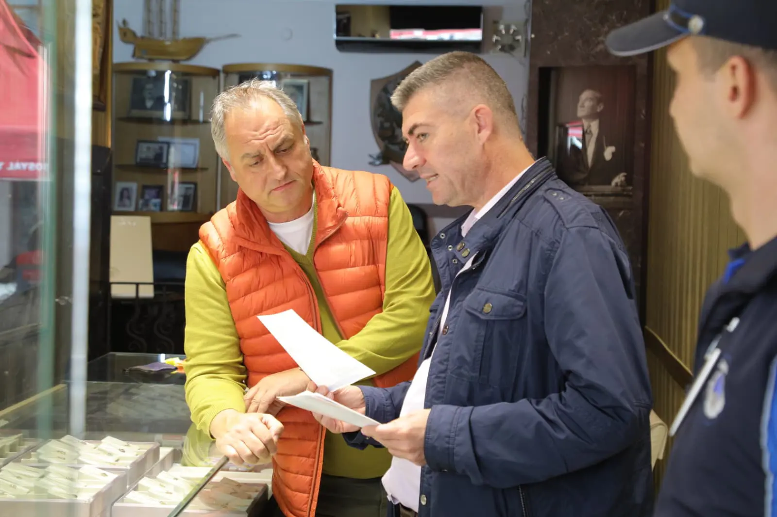 SARAÇLAR VE ÇEVRESİNDE YENİ ÇÖP TOPLAMA DÜZENİ BAŞLIYOR galeri görseli